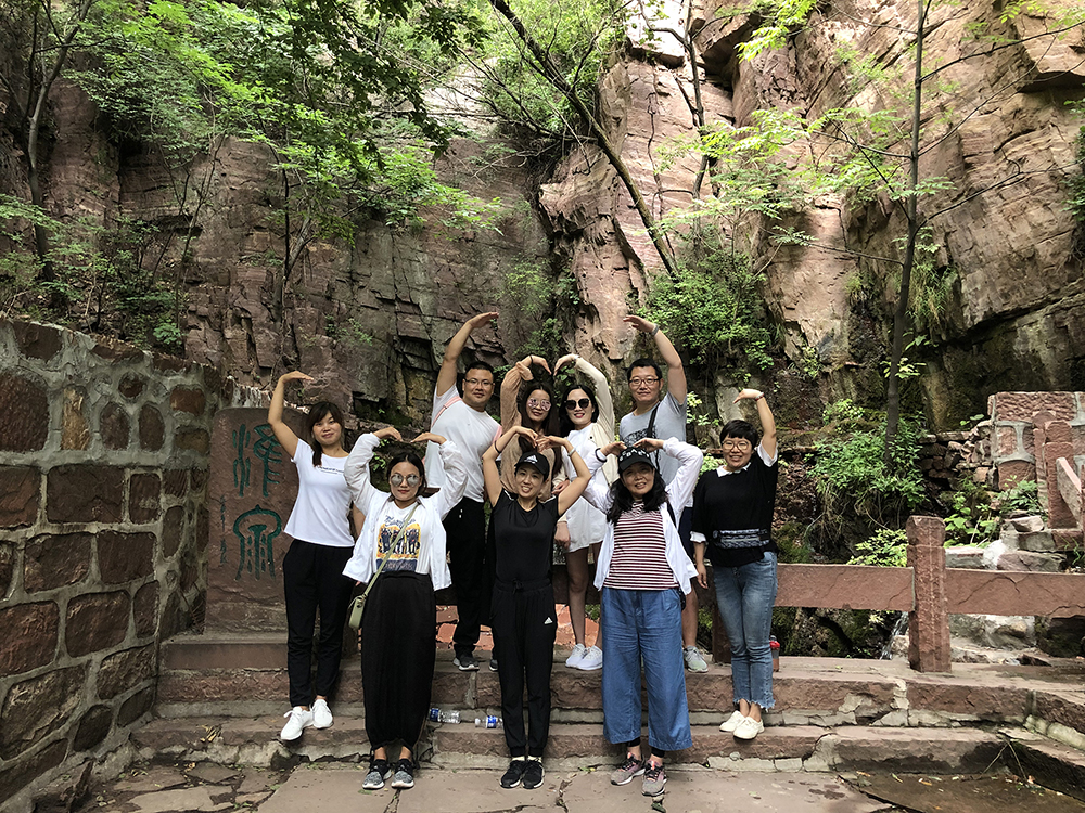 夏季繽紛，路泰齊聚嶂石巖